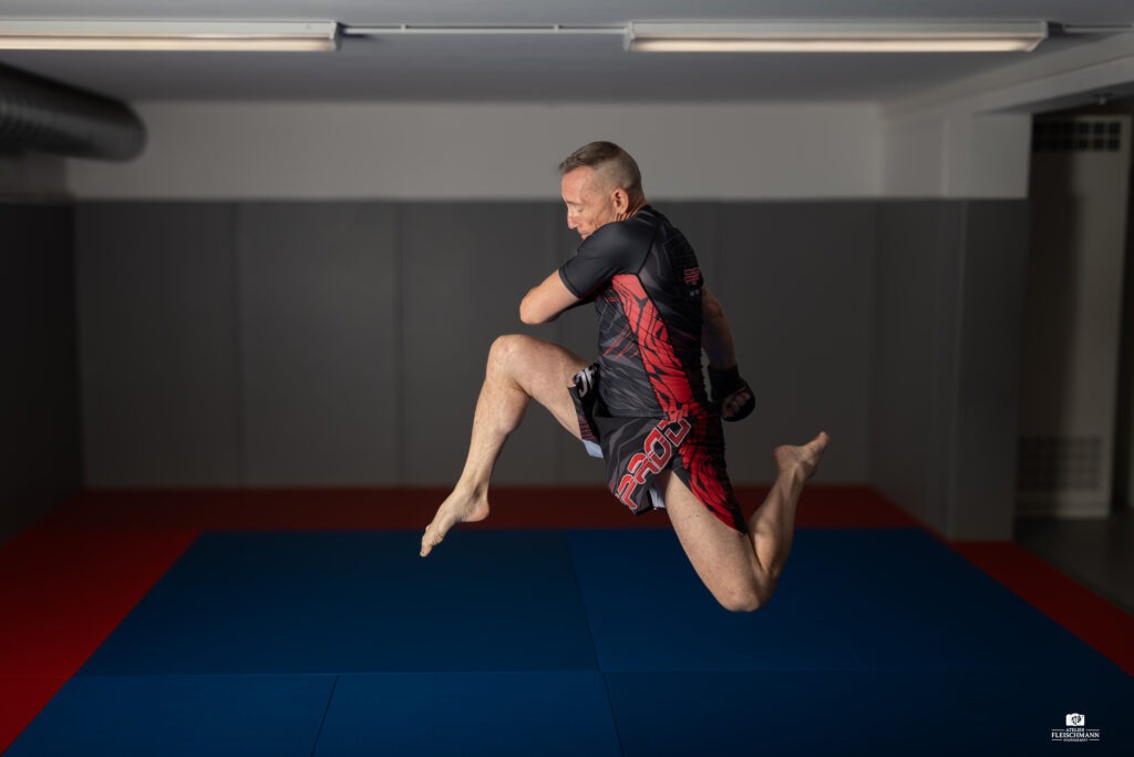 Le relâchement en MMA : 4 étapes pour apprendre les techniques